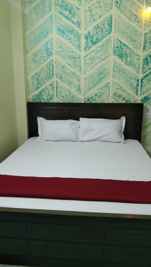 Dubby Indian Hotel Inn ! Puri Eksteriør billede